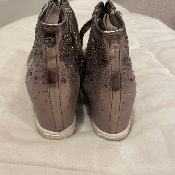 Stuart Weitzman Vance High Bling Sparkle Wedge Sneakers Size 3 Pewter - Picture 4 of 6